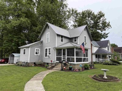 406 N Main St, Syracuse, IN, 46567