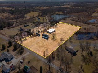 1947 Henry Rd, Jackson, MI 49201