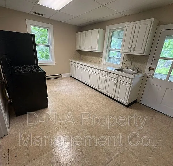 80 Lenox Ave — Photo 5