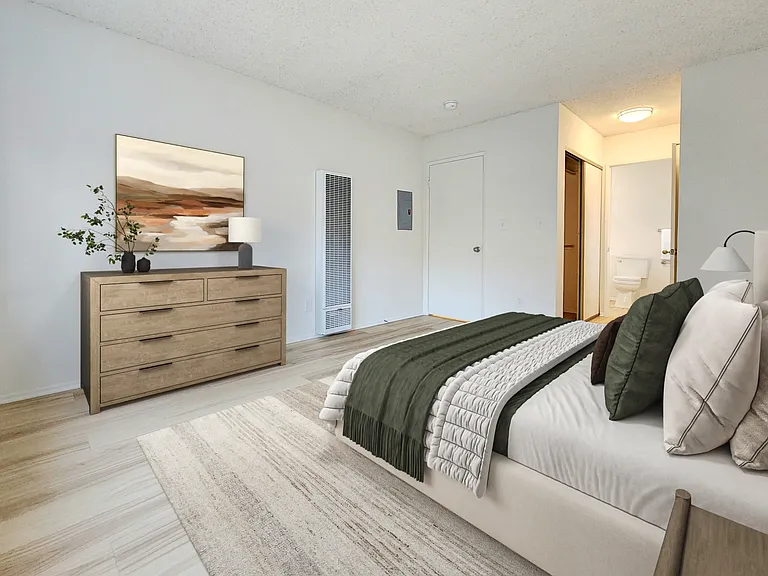 1410 Wellesley Ave #205 — Photo 10