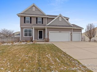 5824 Sage River Ct SW, Wyoming, MI 49418