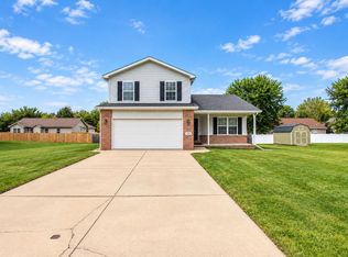 568 Fox Burrow Ct, Valparaiso, IN 46385