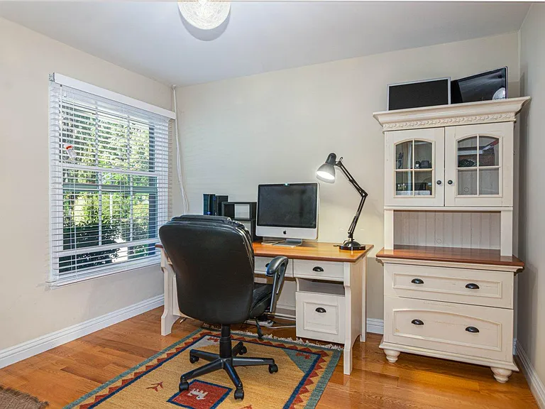 6706 Capistrano Ave — Photo 21
