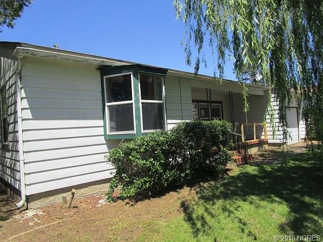 1st image of 527 S 12th St