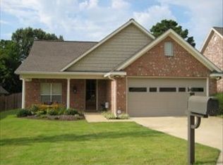 103 E Pointe Dr, Starkville, MS 39759