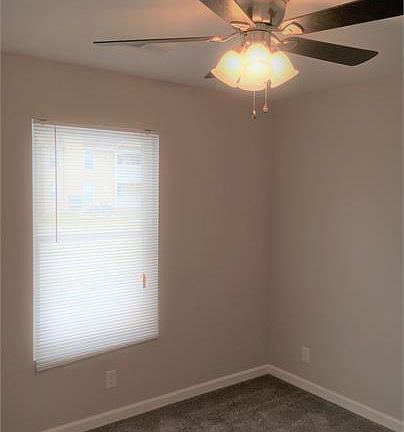 2nd image of 906 1/2 S Vine St APT 104