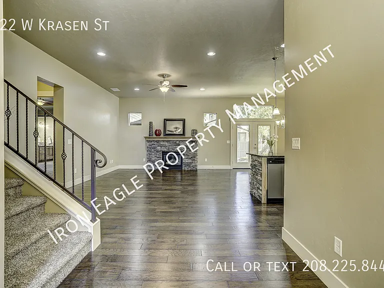 822 W Krasen St — Photo 10