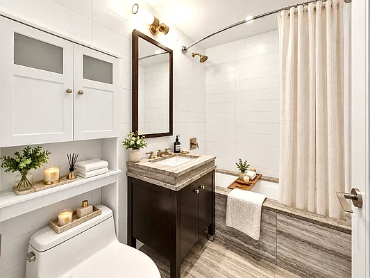 Bathroom, photo 1