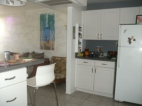 4th image of 484 S La Canada Dr Unit C