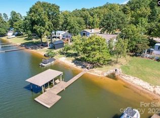 2284 Beaver Creek Rd, Camden, SC 29020