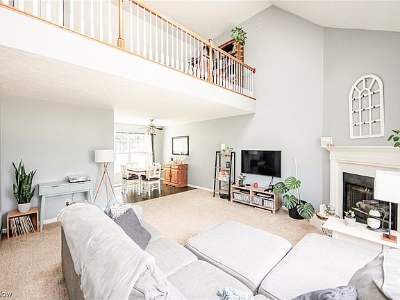 4th image of 4891 Quarry Ln #56