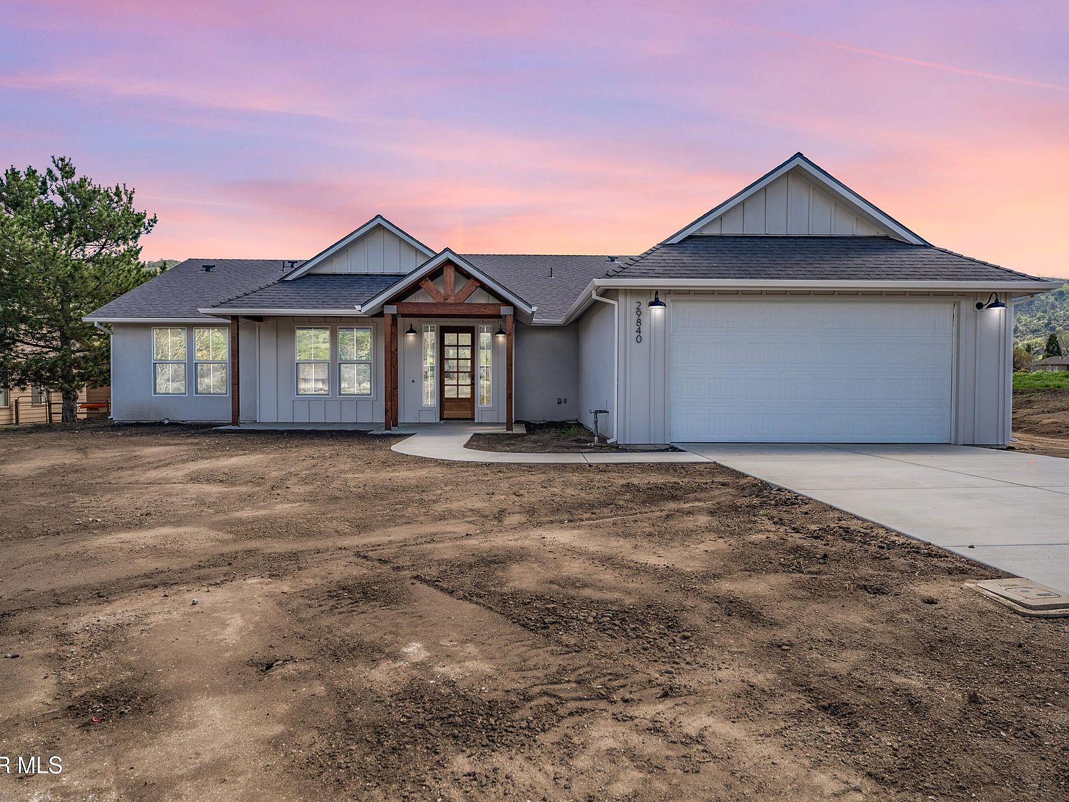 29840 Pinedale Dr