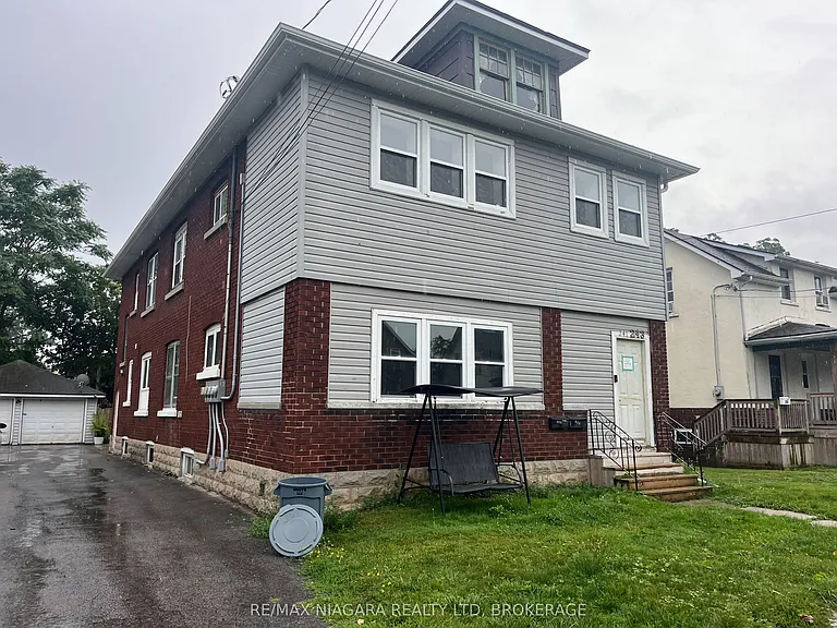 243 Dufferin St #UPPER FRONT — Photo 23