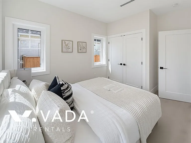 970 Park Dr — Photo 11