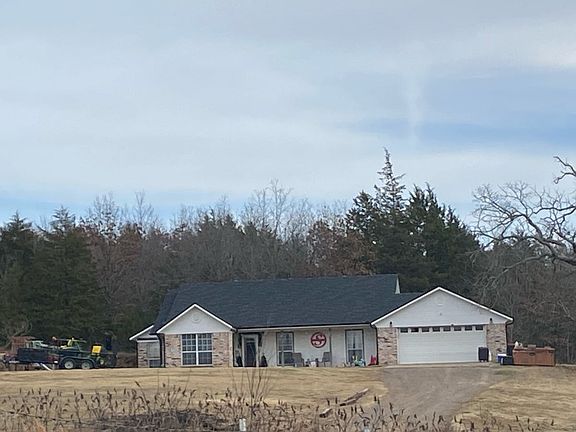 2nd image of 3132 Mount Harmony Rd