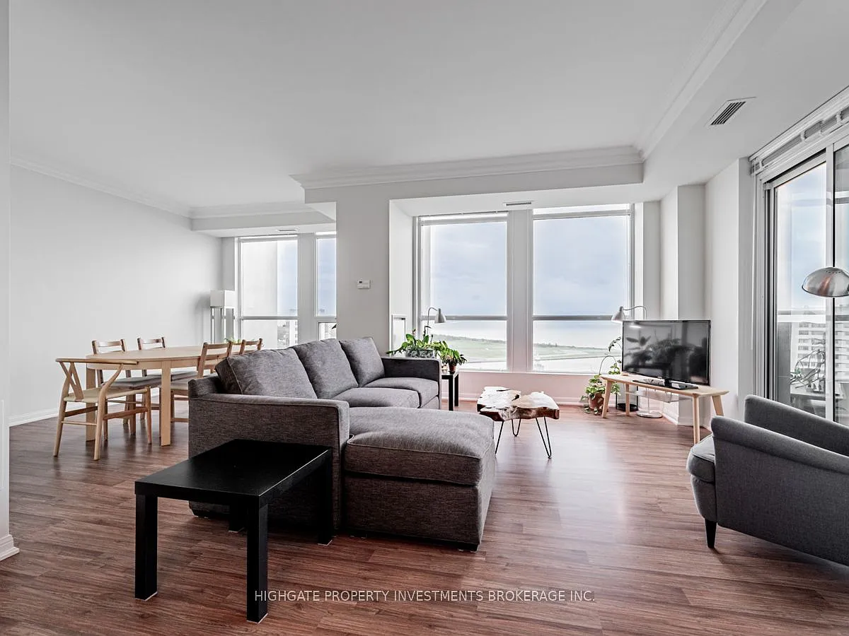 3 bed, $5,000 — Photo 3