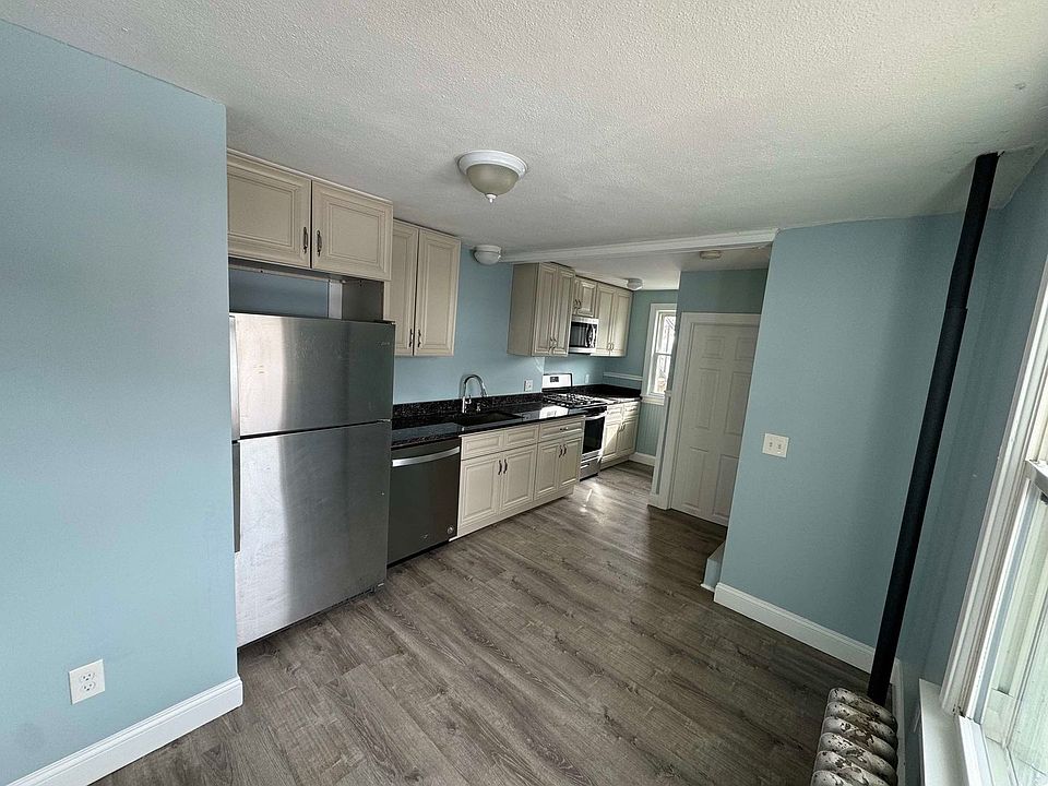 1st image of 19 Scherpa St APT E