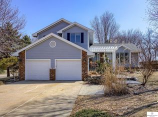 12005 Quail Dr, Bellevue, NE 68123