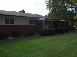 32039 N Marklawn St, Farmington Hills, MI