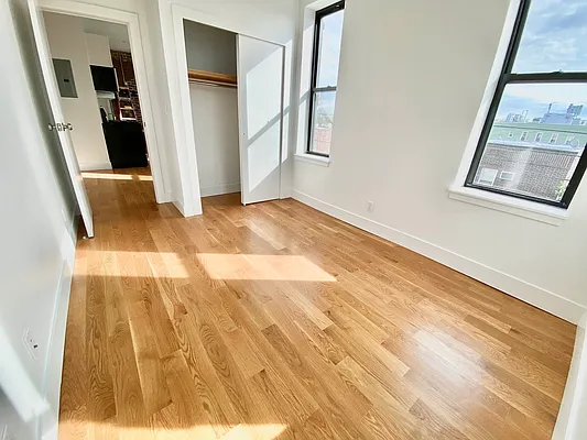 Rented by Papp Realty | media 8