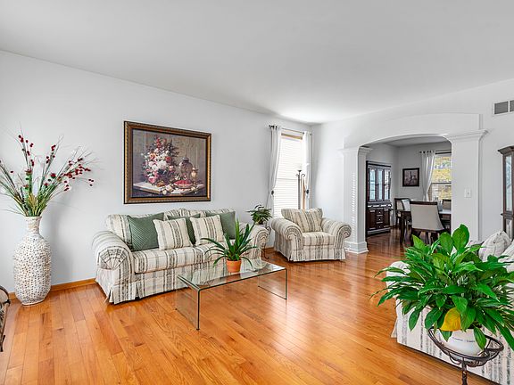 4th image of 5371 Galloway Dr