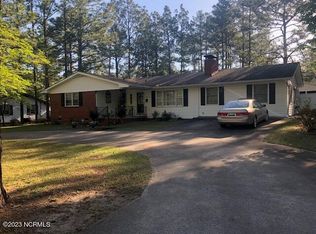 108 Pee Dee Rd, Aberdeen, NC 28315