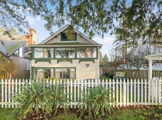 3042 Ohara Ln, Surrey, BC V4A3E6