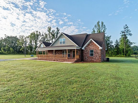 4th image of 712 County Road 445