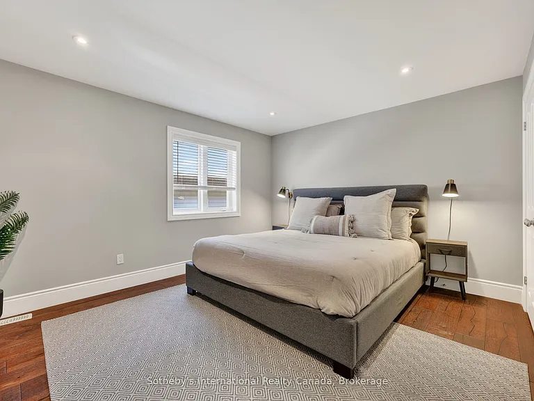 36 Kayla Cres — Photo 34