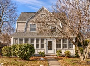 19 Kensington Ave, Haverhill, MA 01835