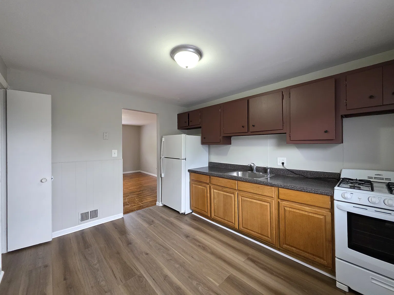 2 bed, $1,475 — Photo 2