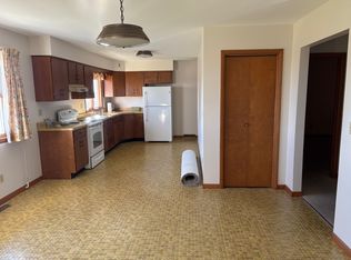 5380 Gurler Rd, Malta, IL 60150