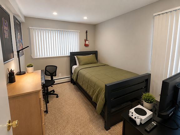 4th image of 1506 Geddes Ave APT 1