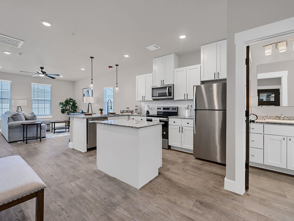 1st image of 1103 S Heritage Pkwy #4
