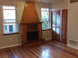 1936 S 2nd St, Philadelphia, PA 19148
