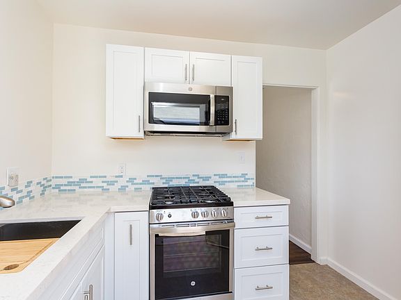 4th image of 4910 Del Monte Ave #4910