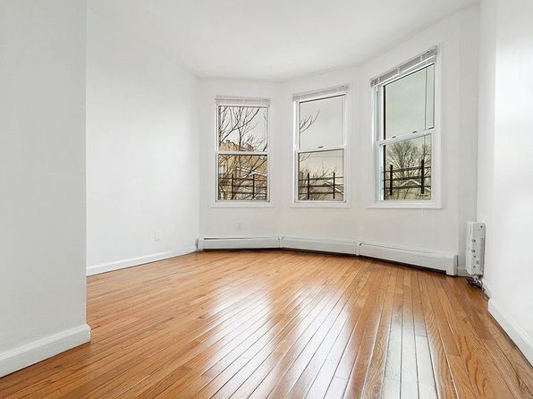 jersey-city-new-jersey-38905411 picture