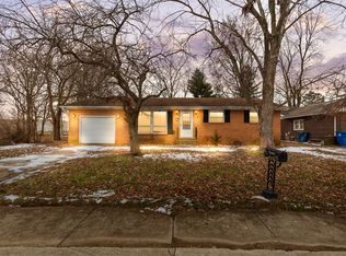 209 W Indiana St, Momence, IL 60954