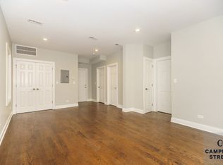 1911 W Irving Park #309, Chicago, IL 60613