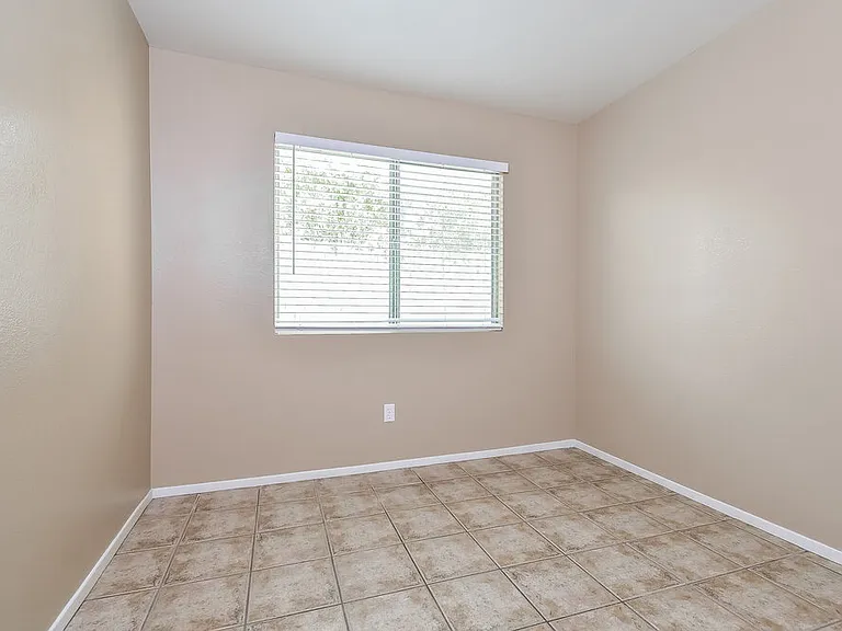 1707 Black Hills Way — Photo 13