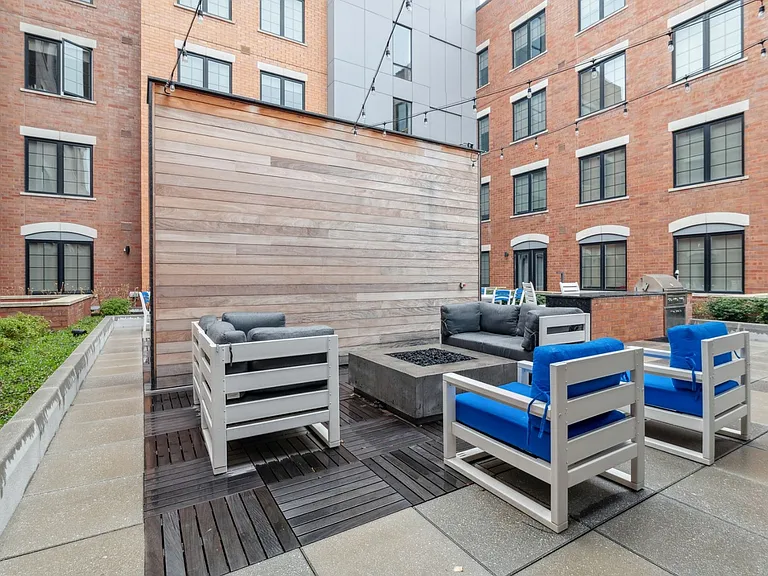 EDGE Apartments — Photo 82