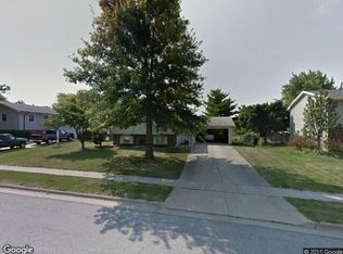 1319 Hanson Dr, Normal, IL 61761