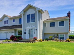 63 Ocean Ave, Massapequa, NY 11758