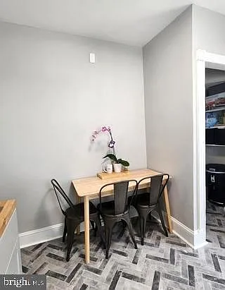 39 N Wells Ave — Photo 8