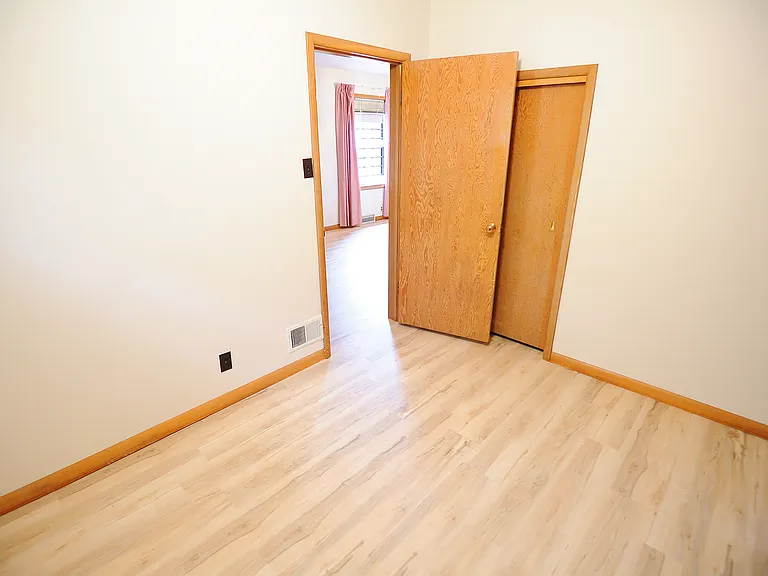 15 Lennox Ave #15 — Photo 11
