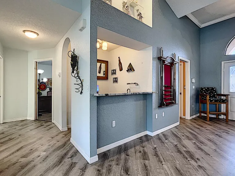 2514 Commerce Ave — Photo 16