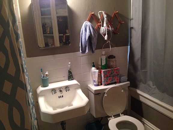 5th image of 1616 Monument Ave APT 1