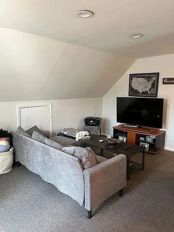 1 bed, 1.0 bath, 600 sqft, $2,450 — Photo 1