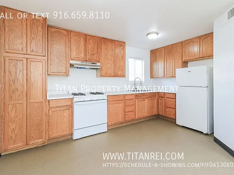 3736 Astoria St #102 — Photo 4