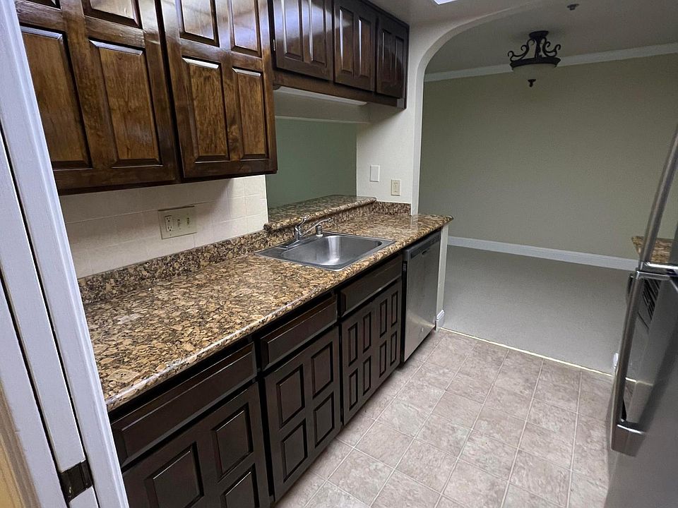 1st image of 1860 Ogden Dr #104